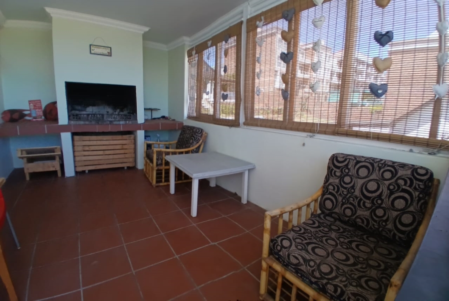 2 Bedroom Property for Sale in Mossel Bay Central Western Cape